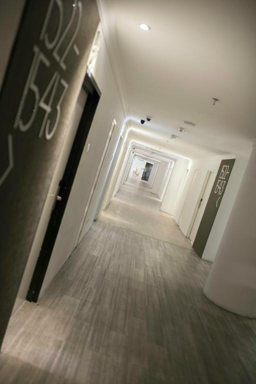 Creator Hotel Kulai Eksteriør bilde
